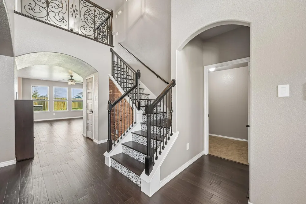 5172 Arbor Cove Court Alvin, TX 77511