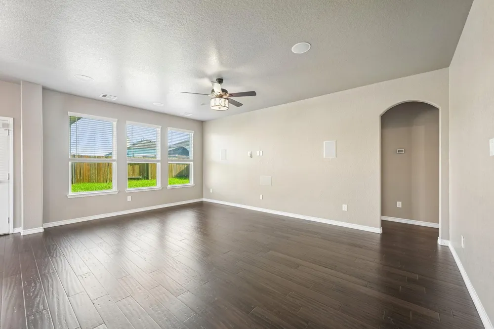 5172 Arbor Cove Court Alvin, TX 77511