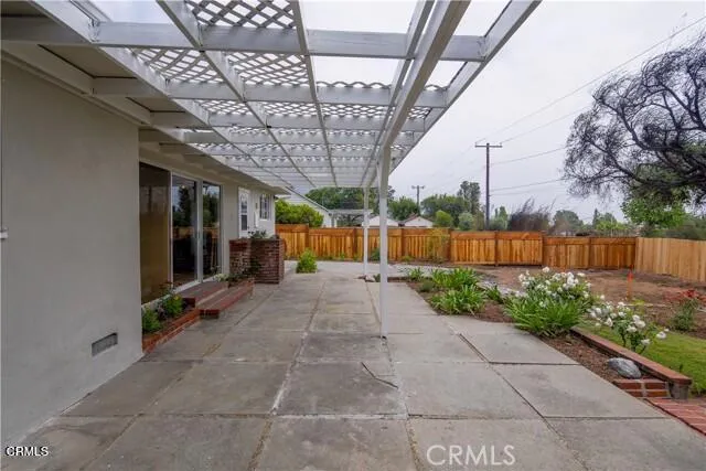 1678 Midwick Drive Altadena, CA 91001