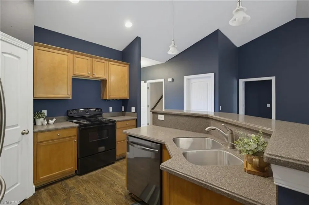 8108 Middleland Drive Browns Summit, NC 27214