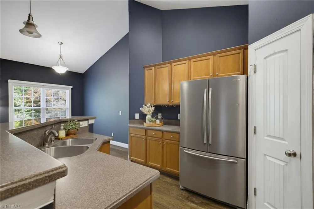 8108 Middleland Drive Browns Summit, NC 27214