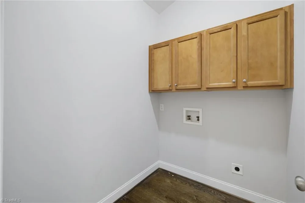 8108 Middleland Drive Browns Summit, NC 27214