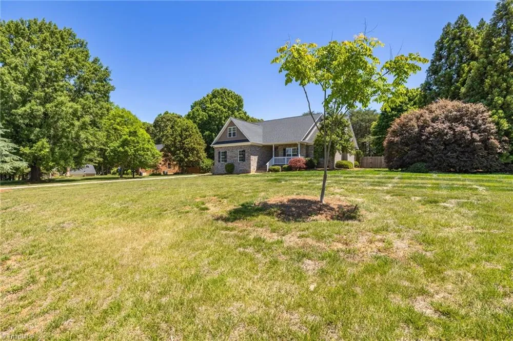 8108 Middleland Drive Browns Summit, NC 27214