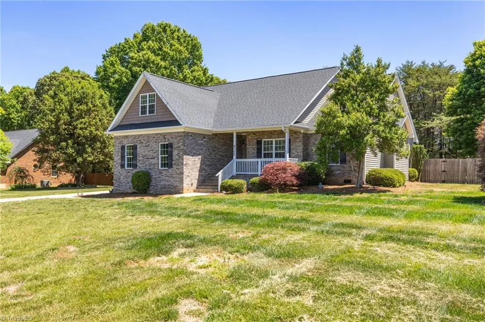 8108 Middleland Drive Browns Summit, NC 27214