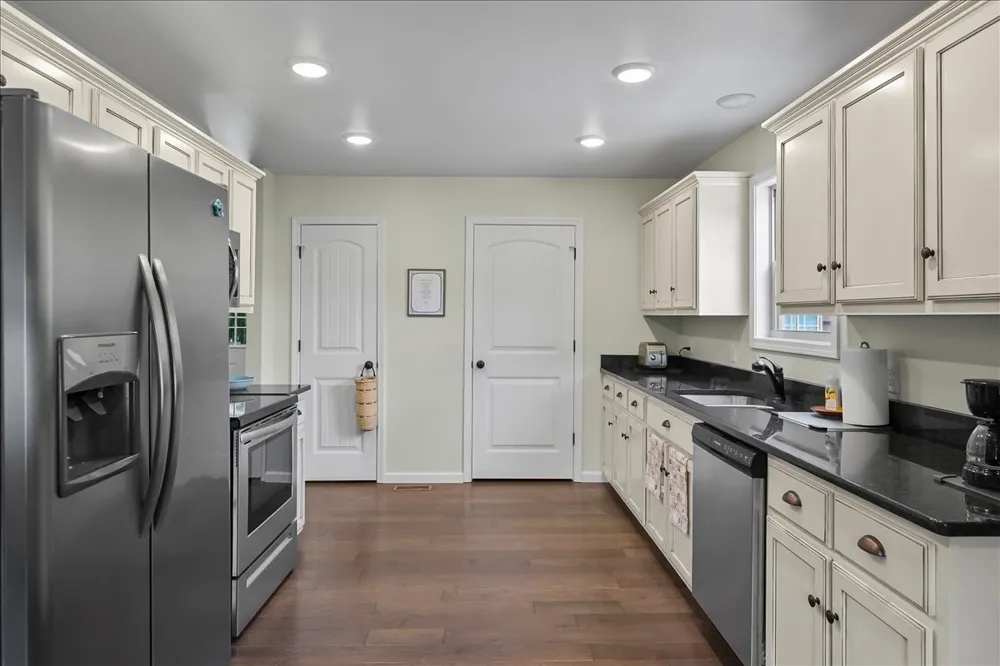 390 Marys Ln Lafayette, TN 37083