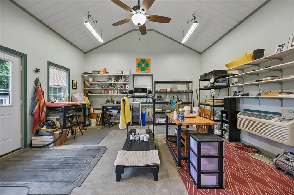 390 Marys Ln Lafayette, TN 37083