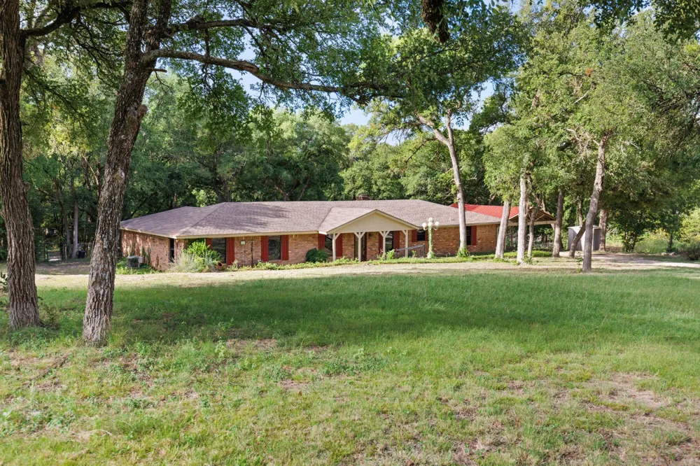 13539 Chapel Road Lorena, TX 76655