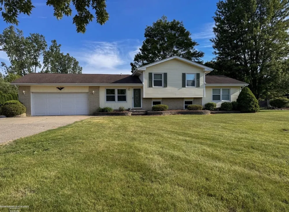 7894 Lantern Drive Almont Township, MI 48003