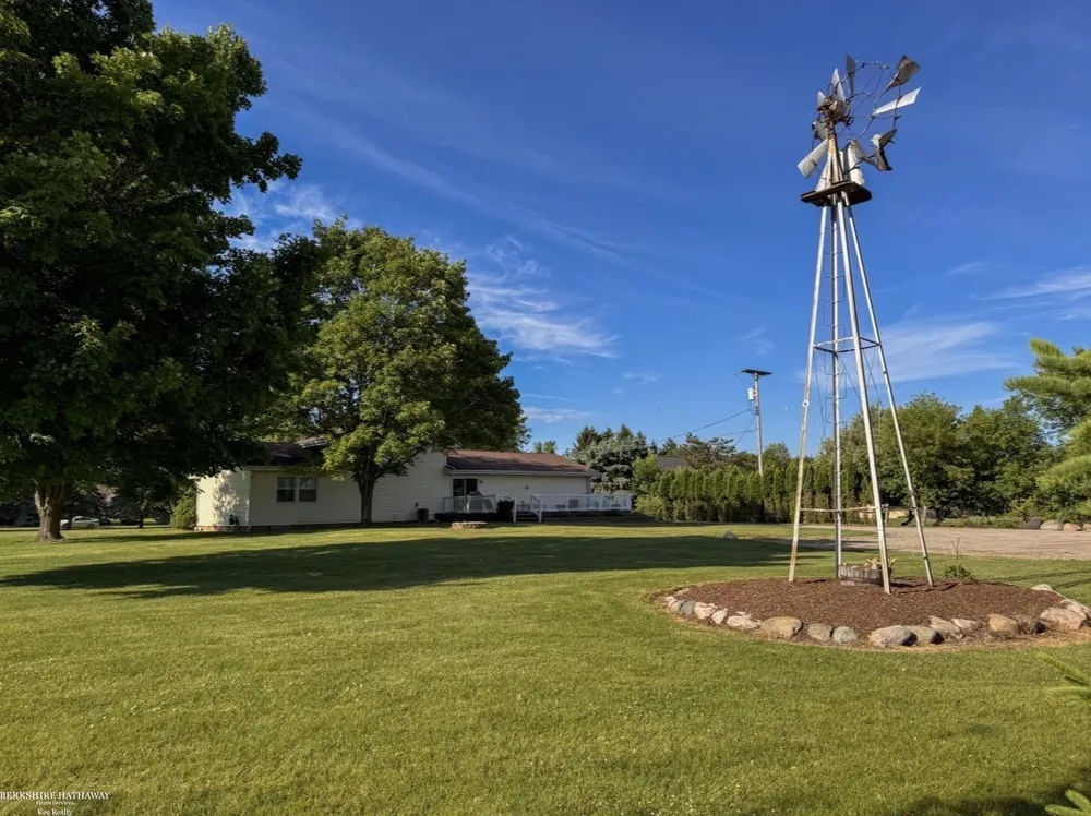 7894 Lantern Drive Almont Township, MI 48003
