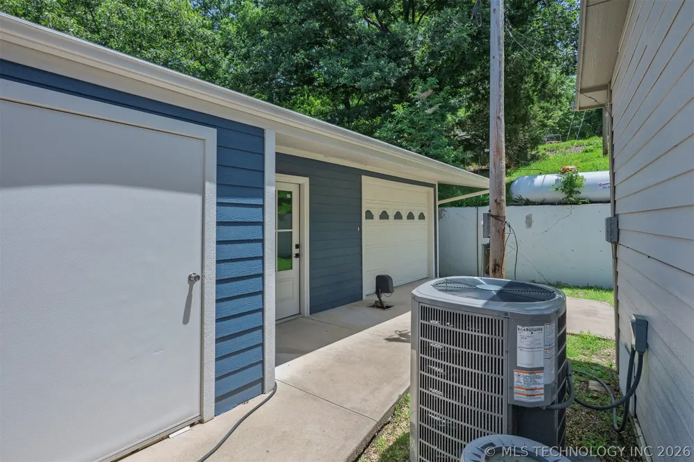52111 E 345 ROAD Jay, OK 74346