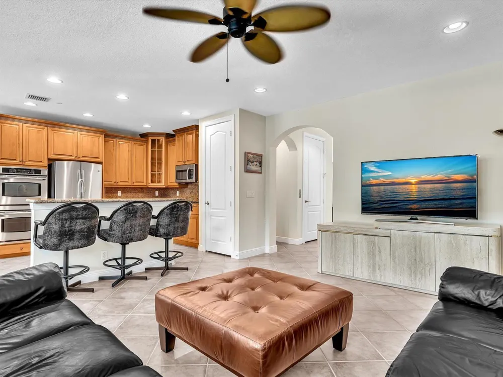 5575 NE Trieste Way Boca Raton, FL 33487