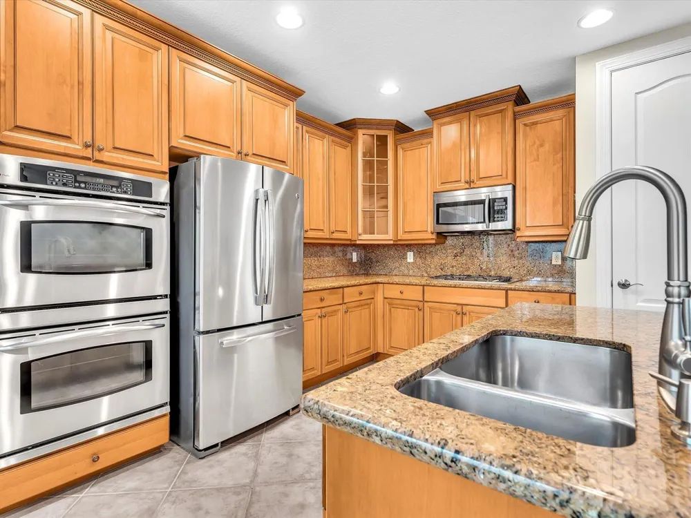 5575 NE Trieste Way Boca Raton, FL 33487