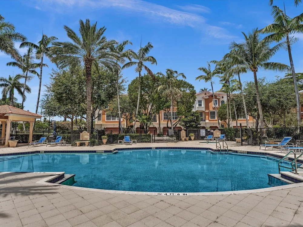 5575 NE Trieste Way Boca Raton, FL 33487