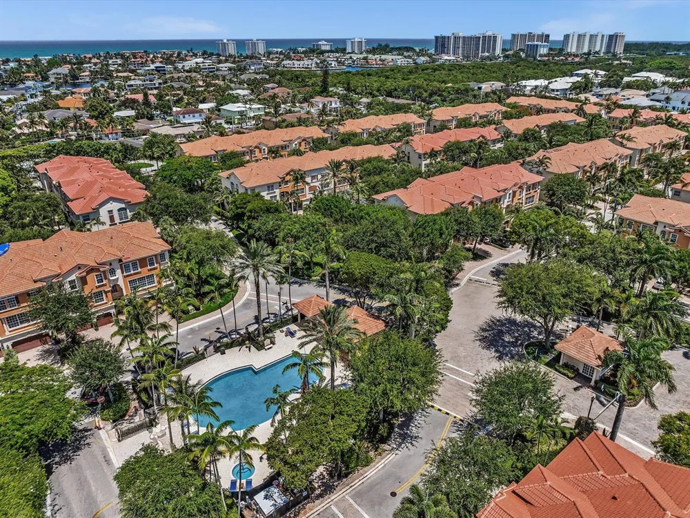 5575 NE Trieste Way Boca Raton, FL 33487