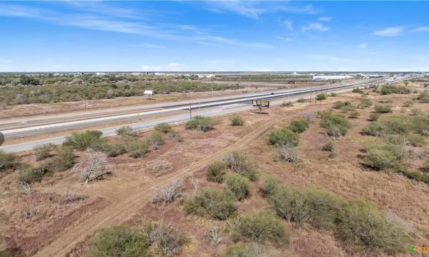 Us Highway 59 N Victoria, TX 77905