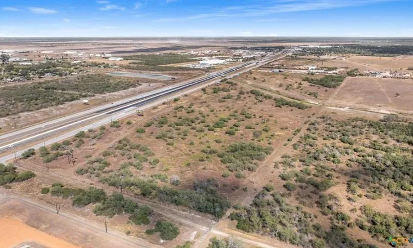 Us Highway 59 N Victoria, TX 77905