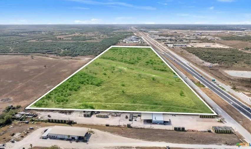 Us Highway 59 N Victoria, TX 77905