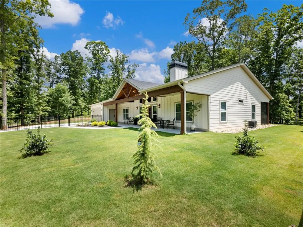 1320 heads ferry Road Cornelia, GA 30531