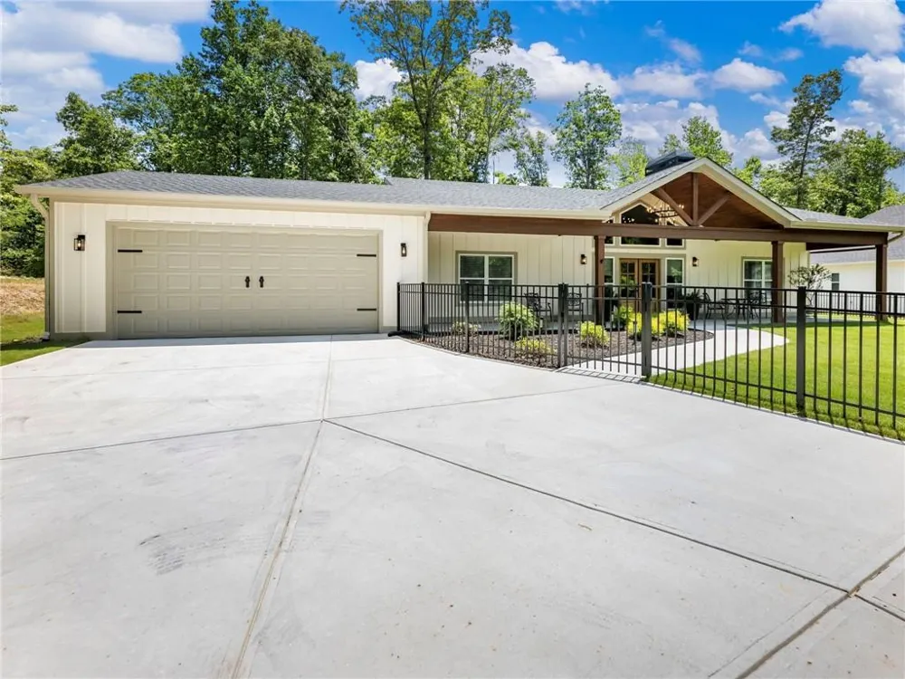 1320 heads ferry Road Cornelia, GA 30531