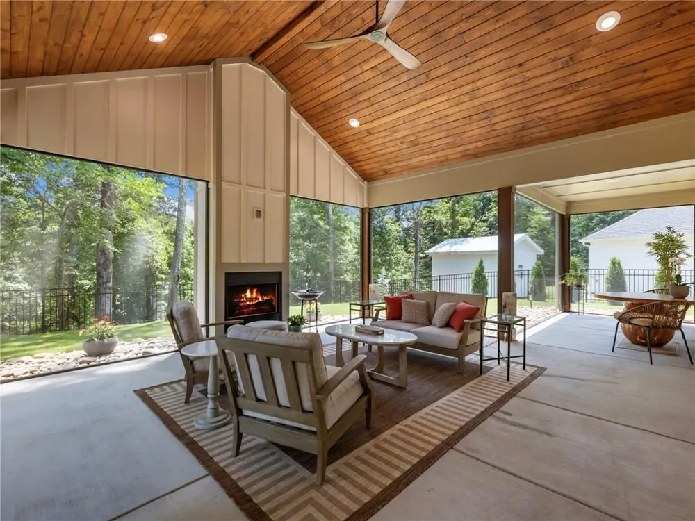 1320 heads ferry Road Cornelia, GA 30531