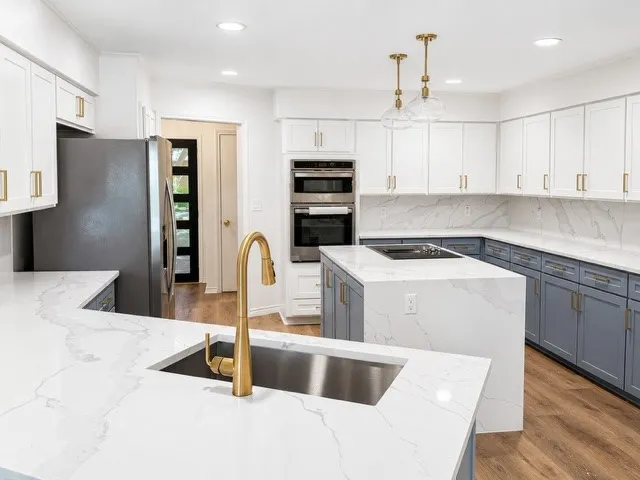 4215 Bretton Bay Lane Dallas, TX 75287