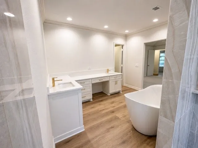4215 Bretton Bay Lane Dallas, TX 75287