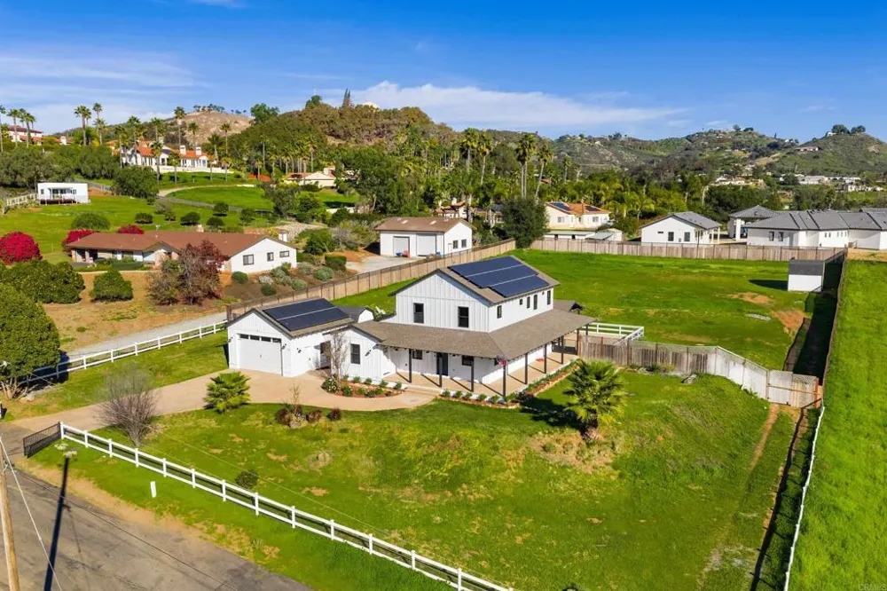 3024 Gopher Canyon Rd Vista, CA 92084
