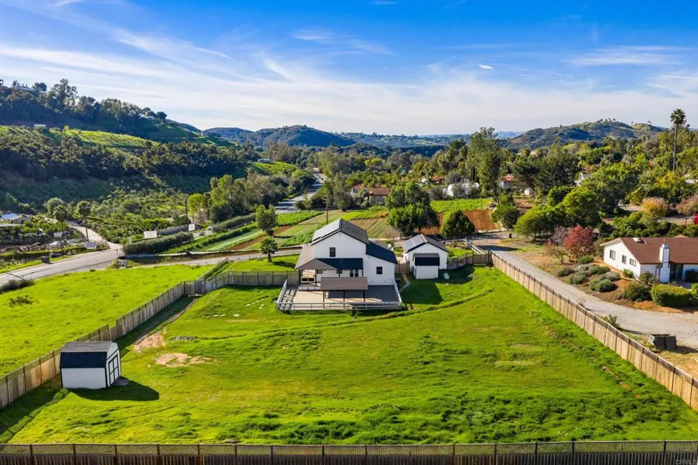 3024 Gopher Canyon Rd Vista, CA 92084