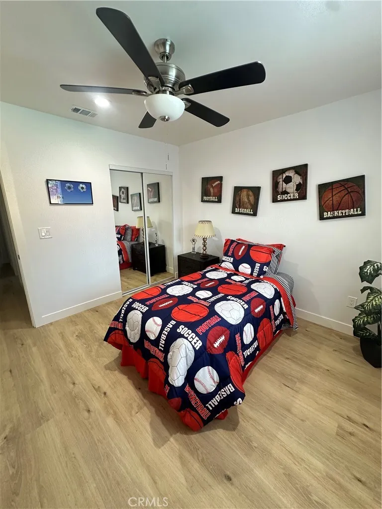 5344 Adenmoor Lakewood, CA 90713