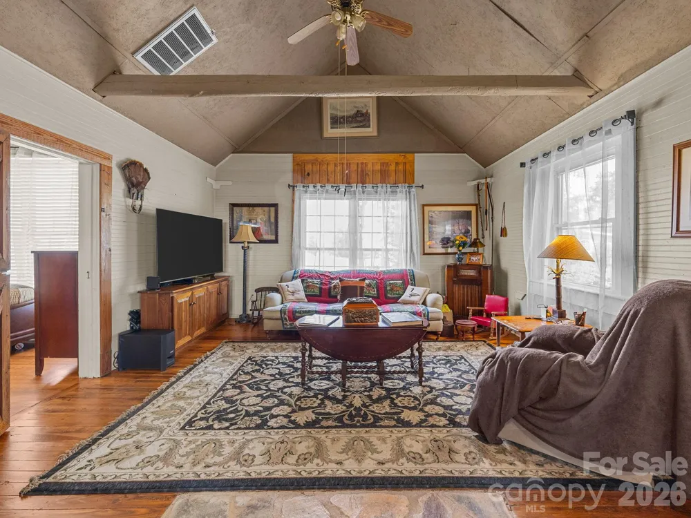 232 Blue Mountain Lane Tryon, NC 28782