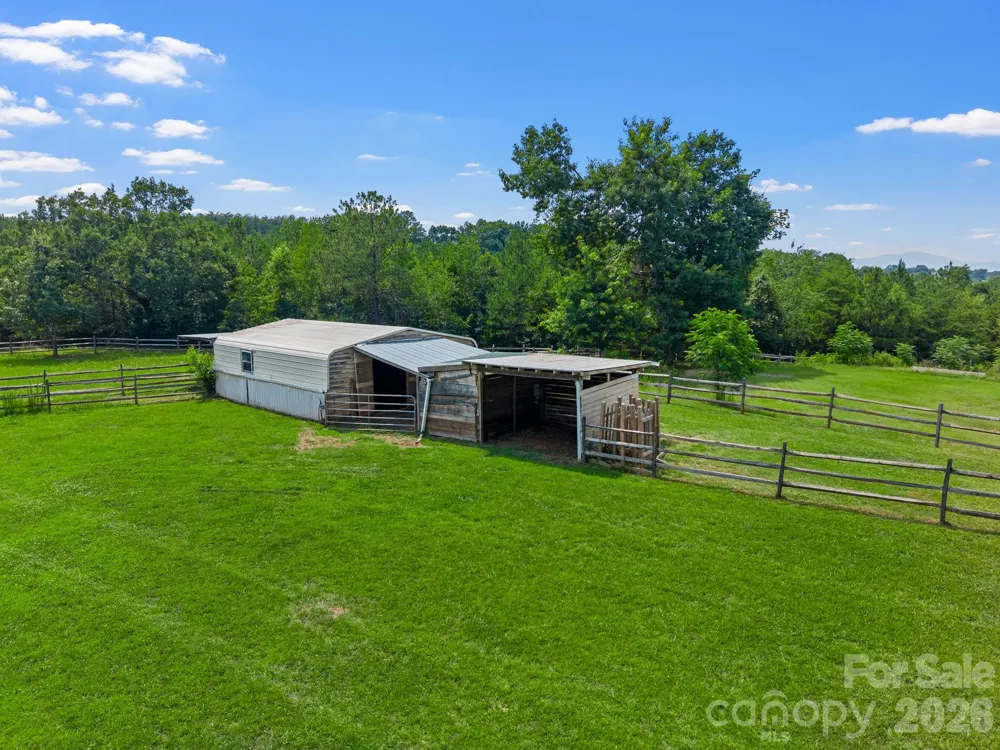232 Blue Mountain Lane Tryon, NC 28782