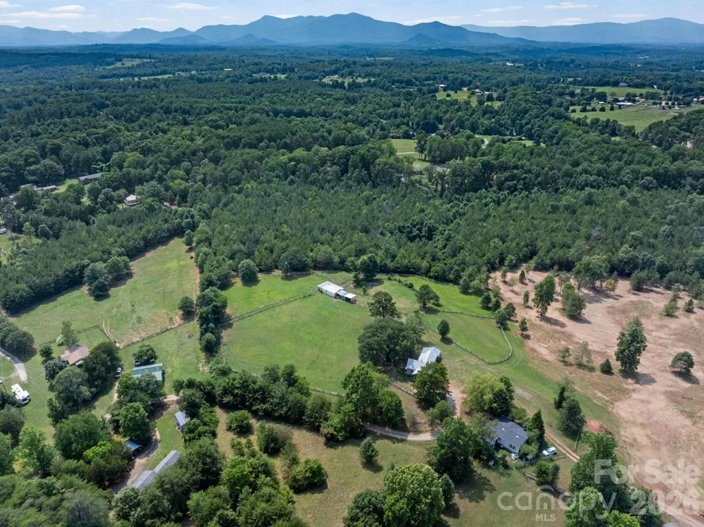 232 Blue Mountain Lane Tryon, NC 28782