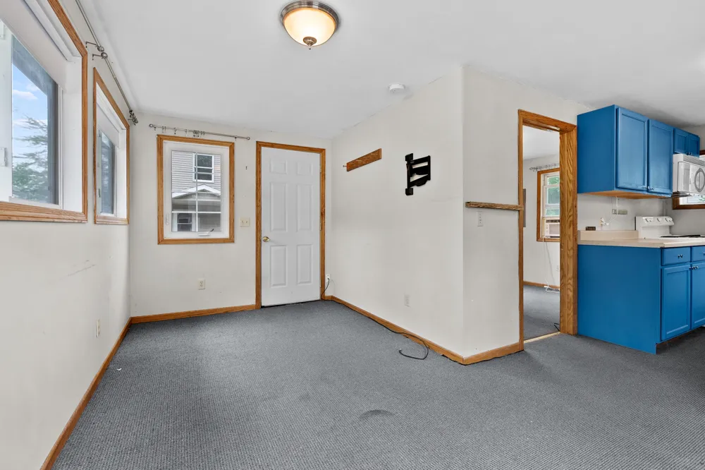 7949 Oak Street Vicksburg, MI 49097