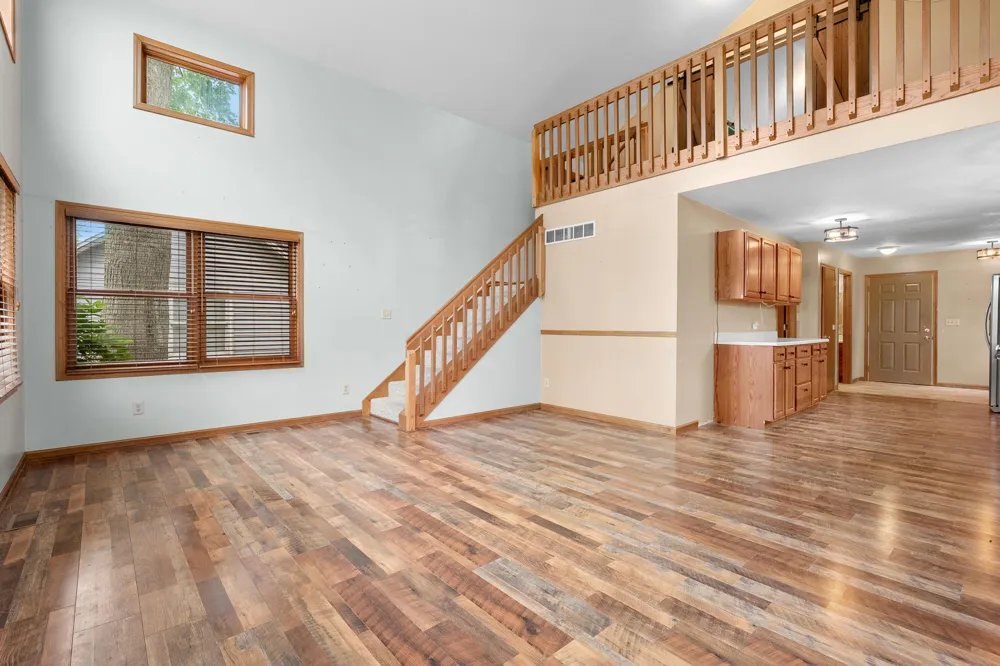 11065 E Indian Lake Drive Vicksburg, MI 49097