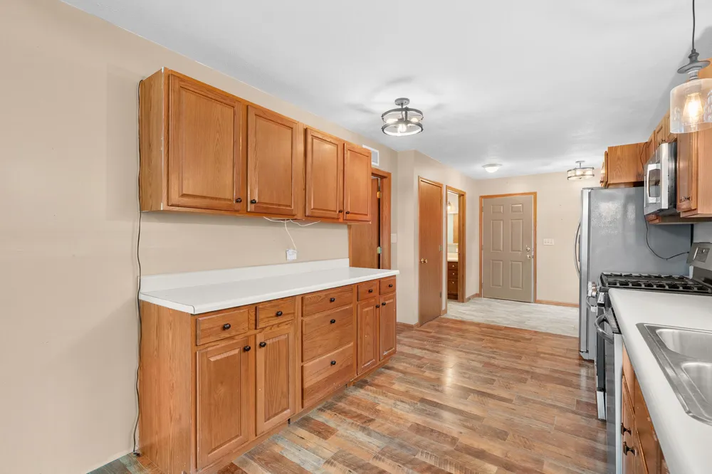 11065 E Indian Lake Drive Vicksburg, MI 49097