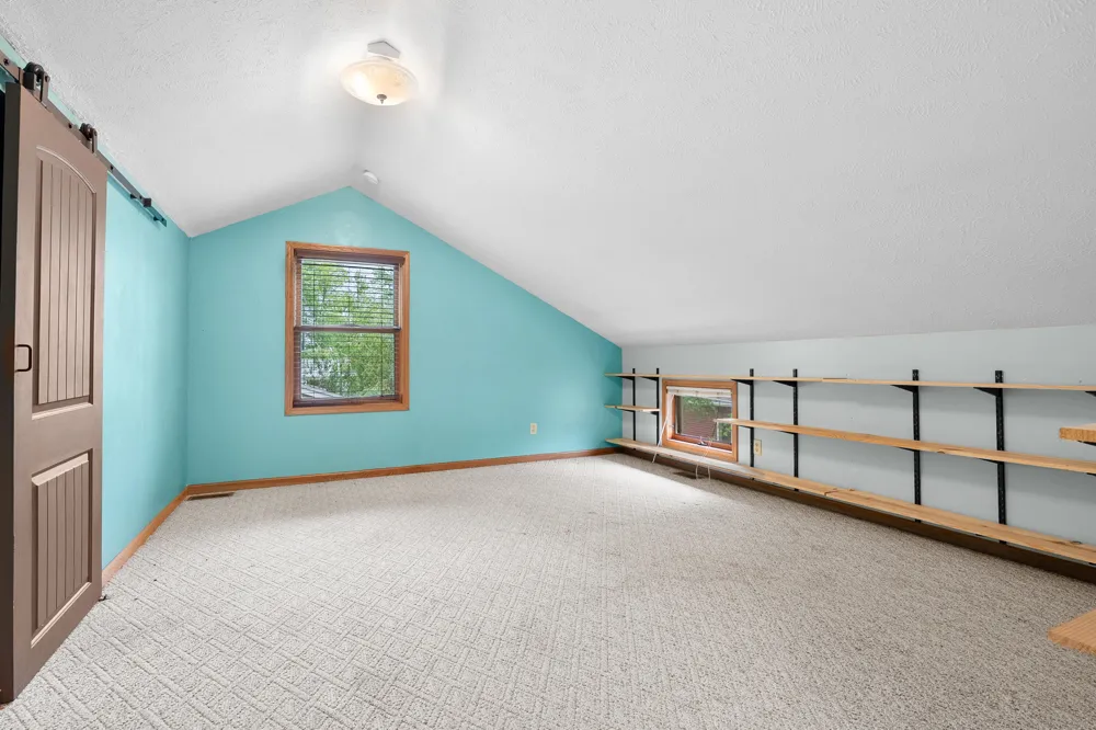 11065 E Indian Lake Drive Vicksburg, MI 49097