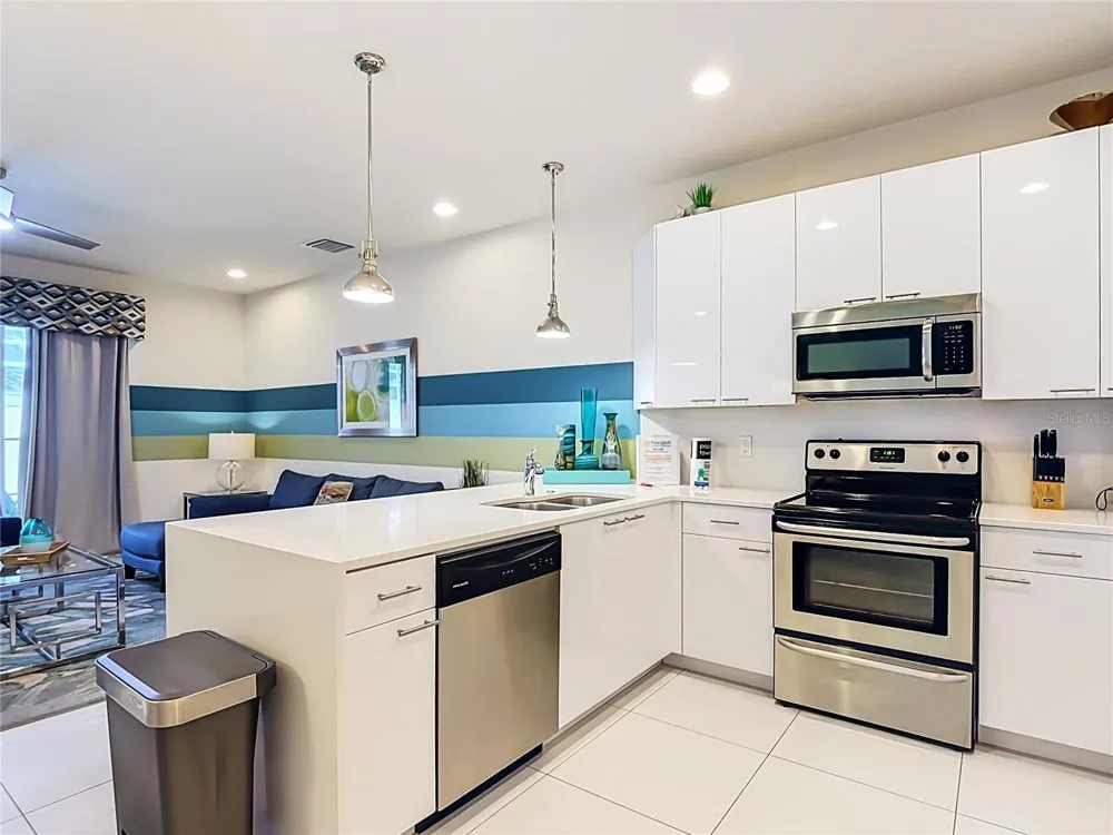 1433 RETREAT CIR Clermont, FL 34714