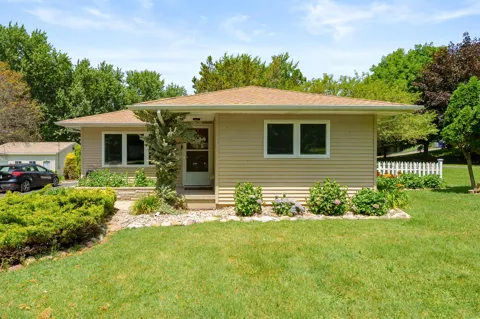 68334 Apple Lane