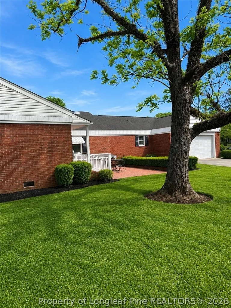 902 Park avenue Avenue Fairmont, NC 28340