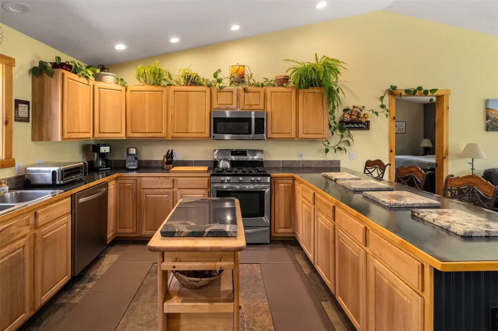 28425 County Road 179 Oak Creek, CO 80467
