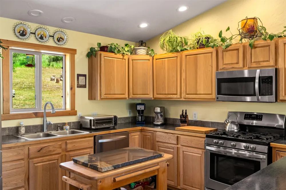 28425 County Road 179 Oak Creek, CO 80467