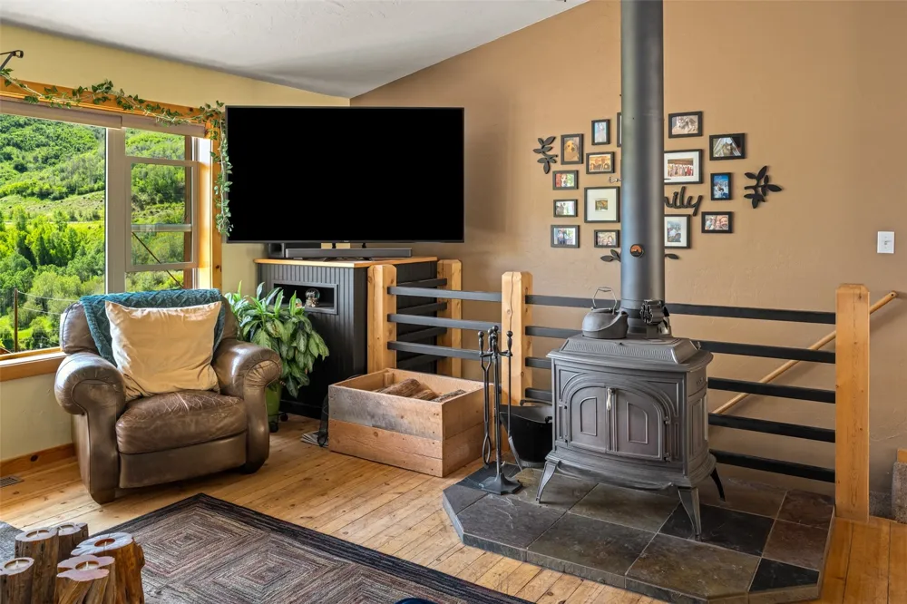 28425 County Road 179 Oak Creek, CO 80467