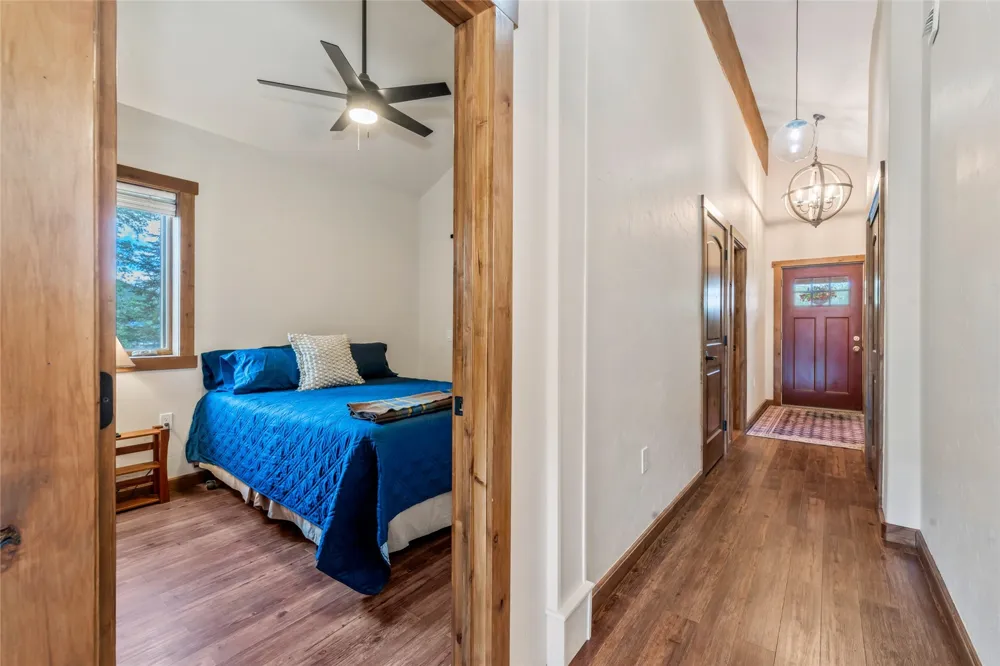 404 Bell Avenue Oak Creek, CO 80467