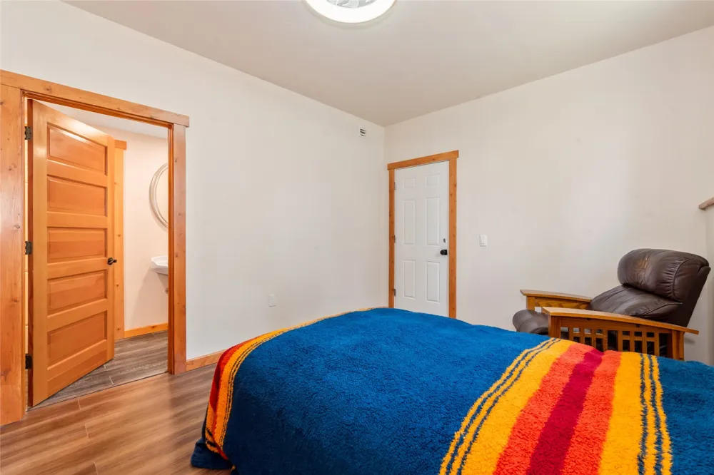 404 Bell Avenue Oak Creek, CO 80467