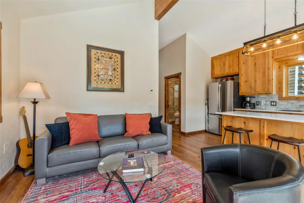 404 Bell Avenue Oak Creek, CO 80467