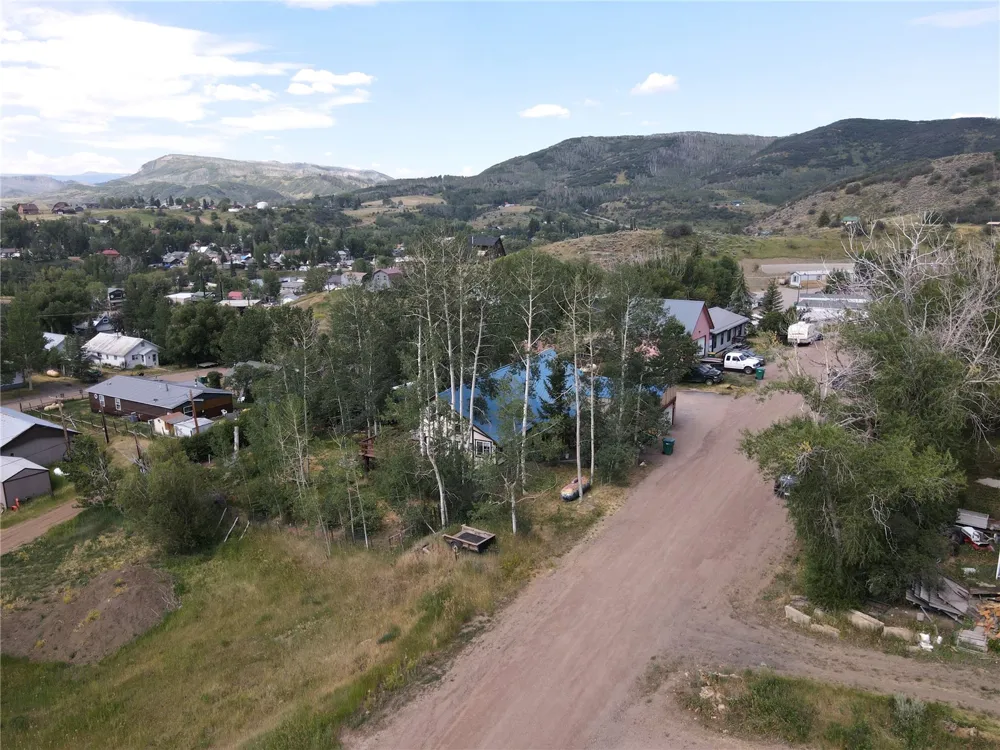 329 E 2nd Street Oak Creek, CO 80467