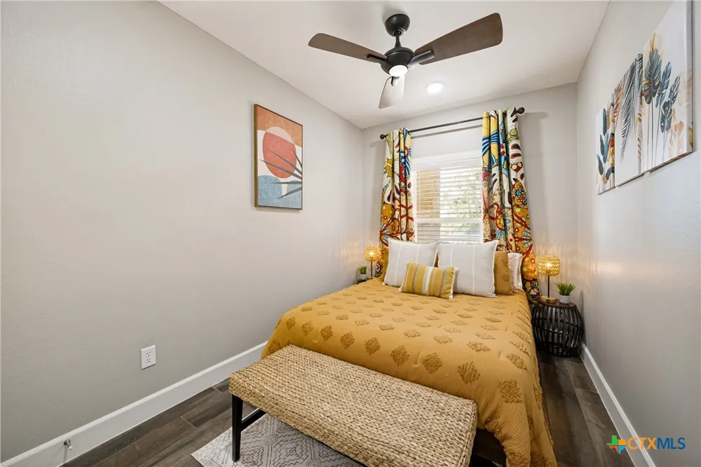 1228 Ervendberg Avenue #104 New Braunfels, TX 78130