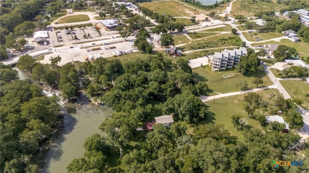 1228 Ervendberg Avenue #104 New Braunfels, TX 78130