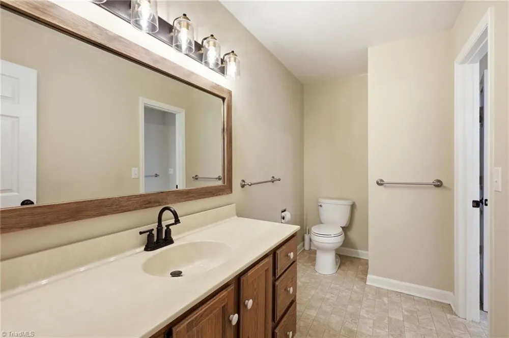 8861 Boylston Road Colfax, NC 27235