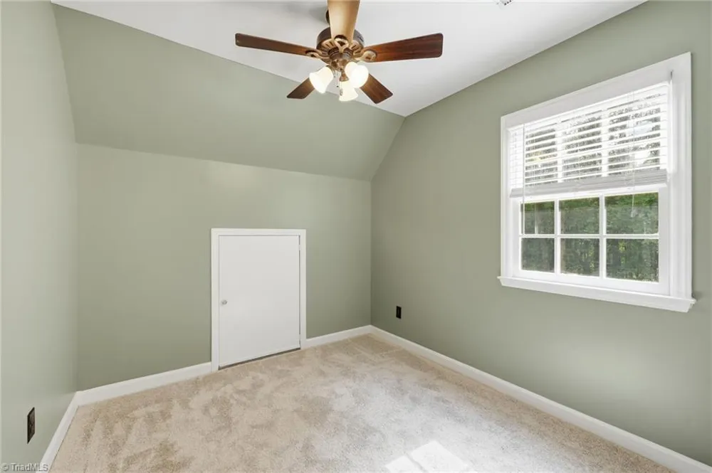 8861 Boylston Road Colfax, NC 27235